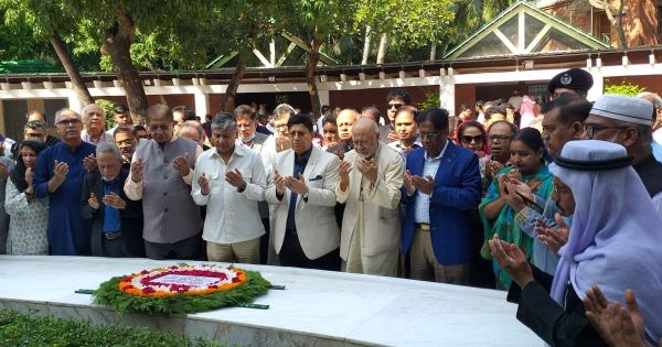সাংবা‌দিক‌রা দুর্বল ও অপ‌রিপক্ক: পররাষ্ট্রমন্ত্রী