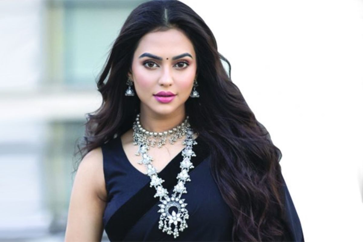 উচ্ছ্বাসে ভাসছেন নুসরাত ফারিয়া
