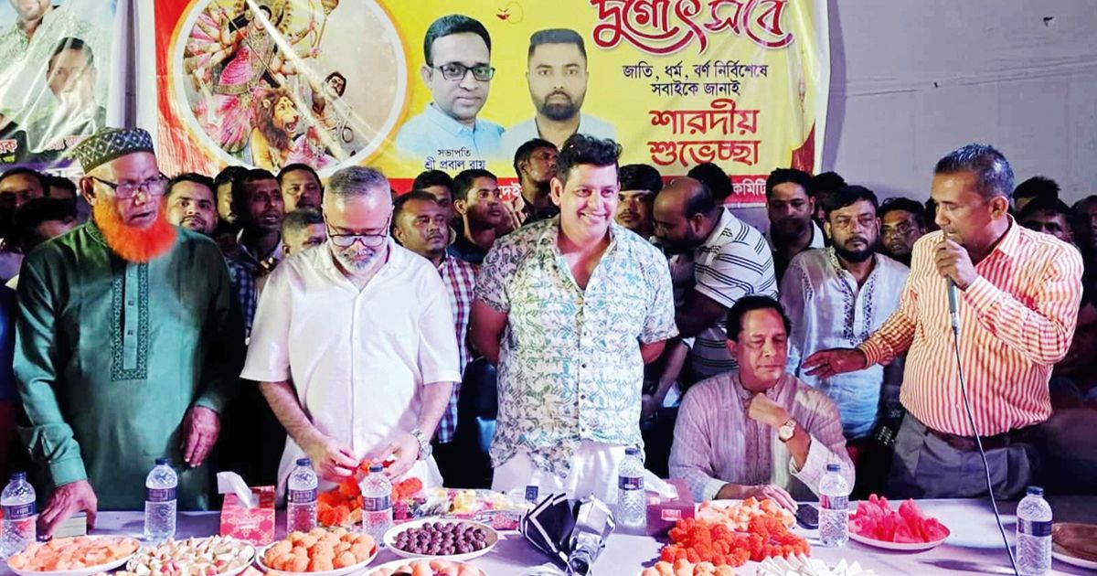 সারাদেশে কঠোর নিরাপত্তায় প্রতিমা বিসর্জন সম্পন্ন
