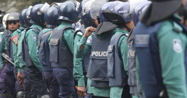 পুলিশের বিশেষ অভিযান, বিপাকে বিএনপি