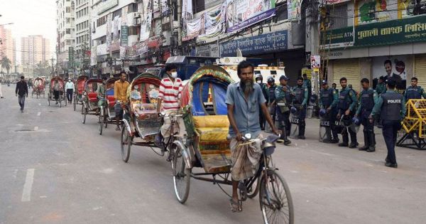 নয়াপল্টনের রাস্তা খুলল