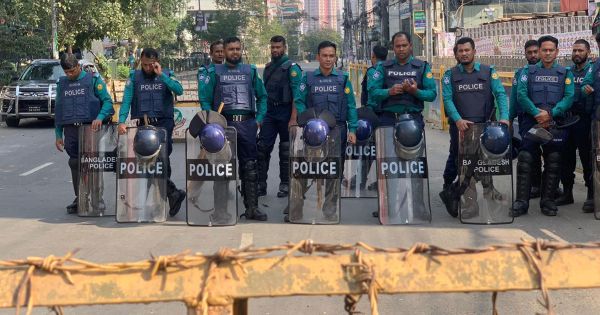 সমাবেশ নির্বিঘ্নে হচ্ছে: পুলিশ 