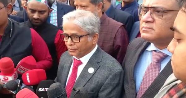 মুক্তিযুদ্ধের চেতনায় মূল্যবোধের বিকাশ ঘটাতে হবে: ঢাবি উপাচার্য