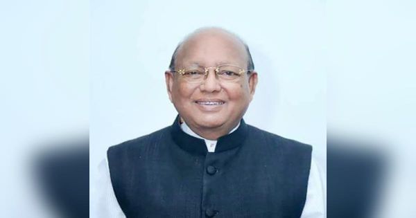যেভাবে বেঁচে গেলেন বঙ্গবন্ধু