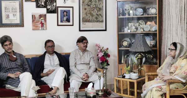 কারাবন্দি ফখরুলের বাসায় গণতন্ত্র মঞ্চের নেতারা