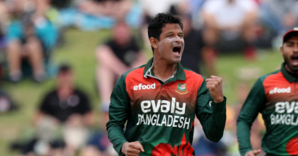 ঢাকা টেস্টে নাসুম, বাদ এবাদত-শরিফুল
